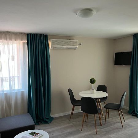 Lotos Apartments Китен Экстерьер фото